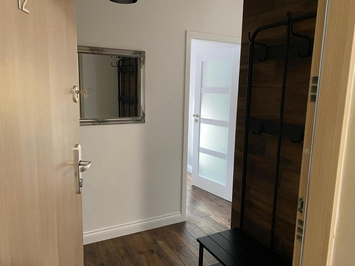 Apartament Moniuszki กอร์ซุฟเวียลคอปอลสกี ภายนอก รูปภาพ