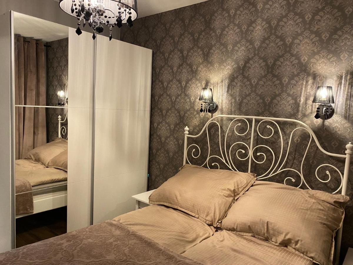 Apartament Moniuszki กอร์ซุฟเวียลคอปอลสกี ภายนอก รูปภาพ